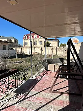 Satılır 3 otaqlı həyət evi 150 m²