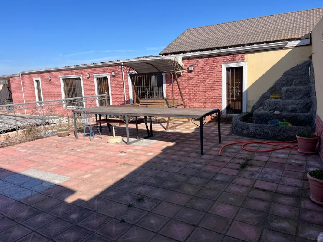 Satılır 3 otaqlı həyət evi 150 m²