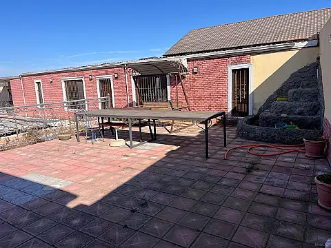 Satılır 3 otaqlı həyət evi 150 m²