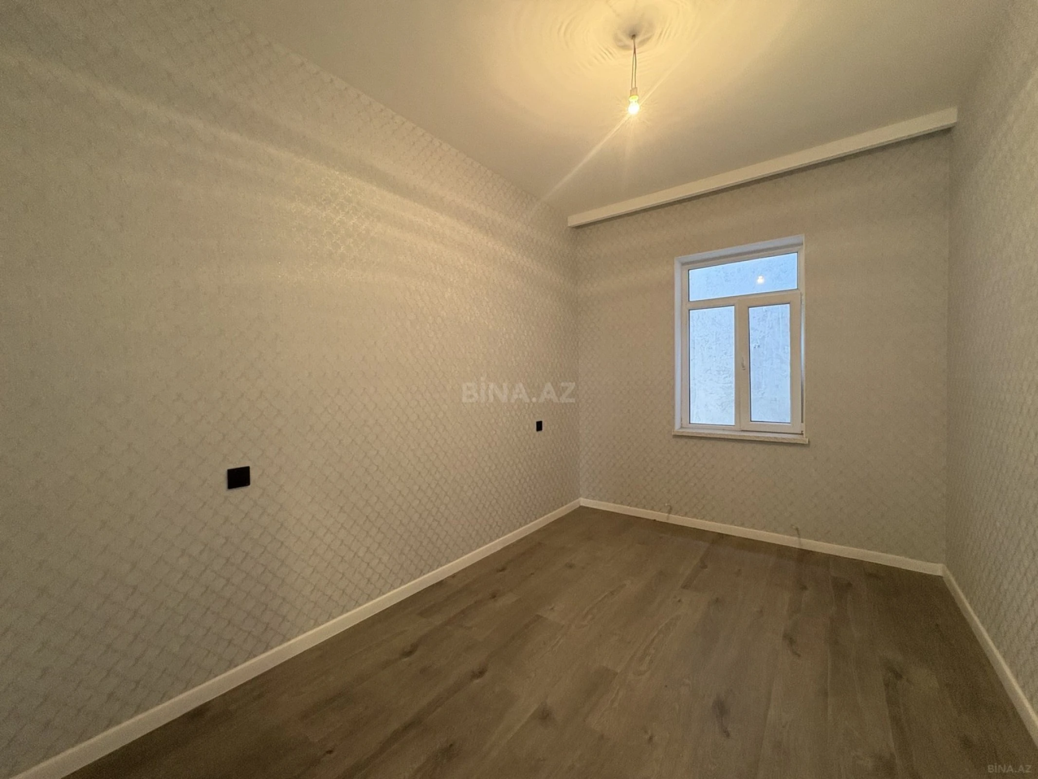 Satılır 4 otaqlı həyət evi 100 m²