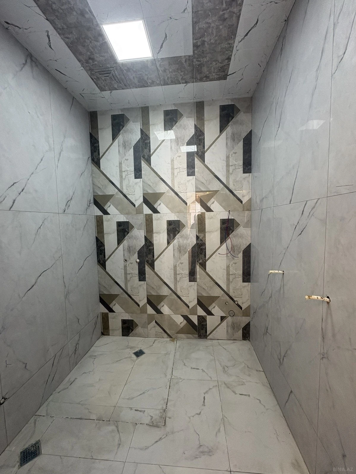 Satılır 4 otaqlı həyət evi 100 m²