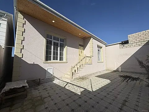 Satılır 4 otaqlı həyət evi 100 m² — Bakı 4 otaq 100.00 m²