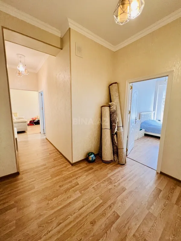 Satılır 3 otaqlı mənzil 100 m²