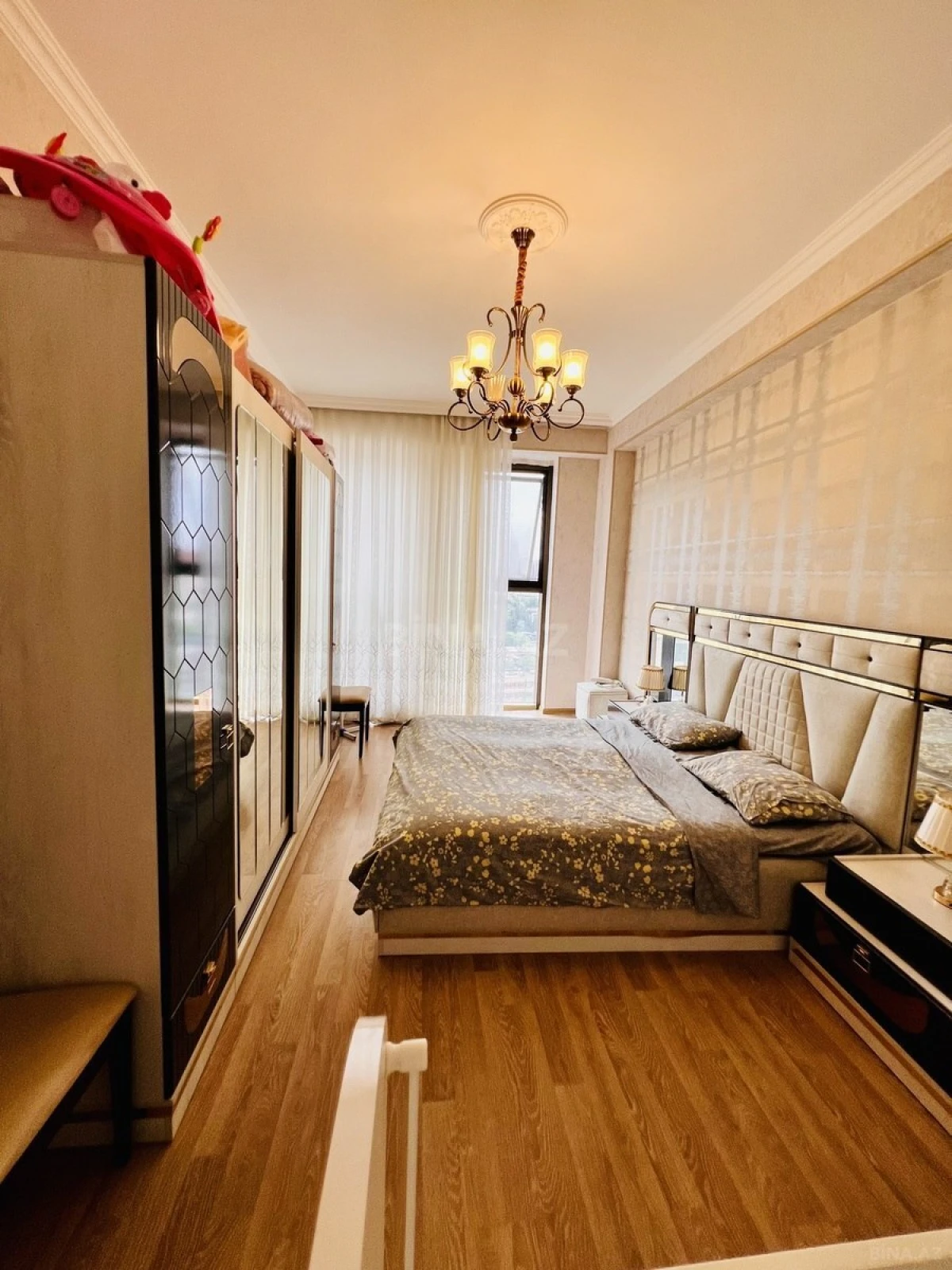 Satılır 3 otaqlı mənzil 100 m²