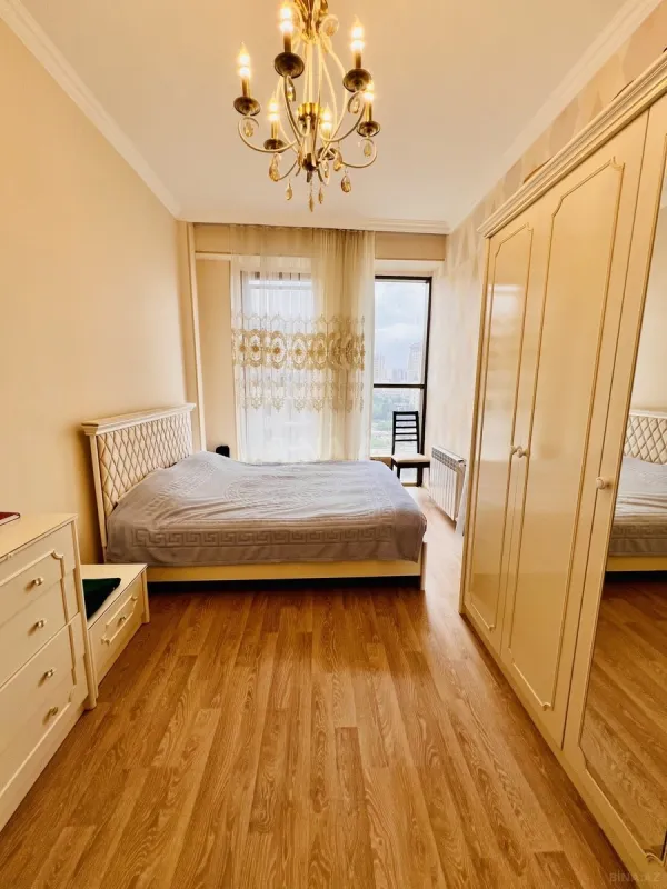 Satılır 3 otaqlı mənzil 100 m²