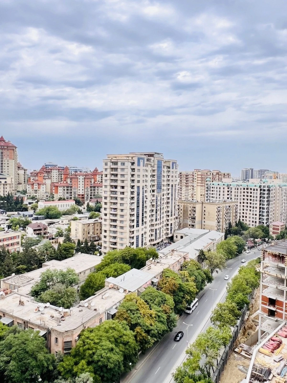 Satılır 3 otaqlı mənzil 100 m²