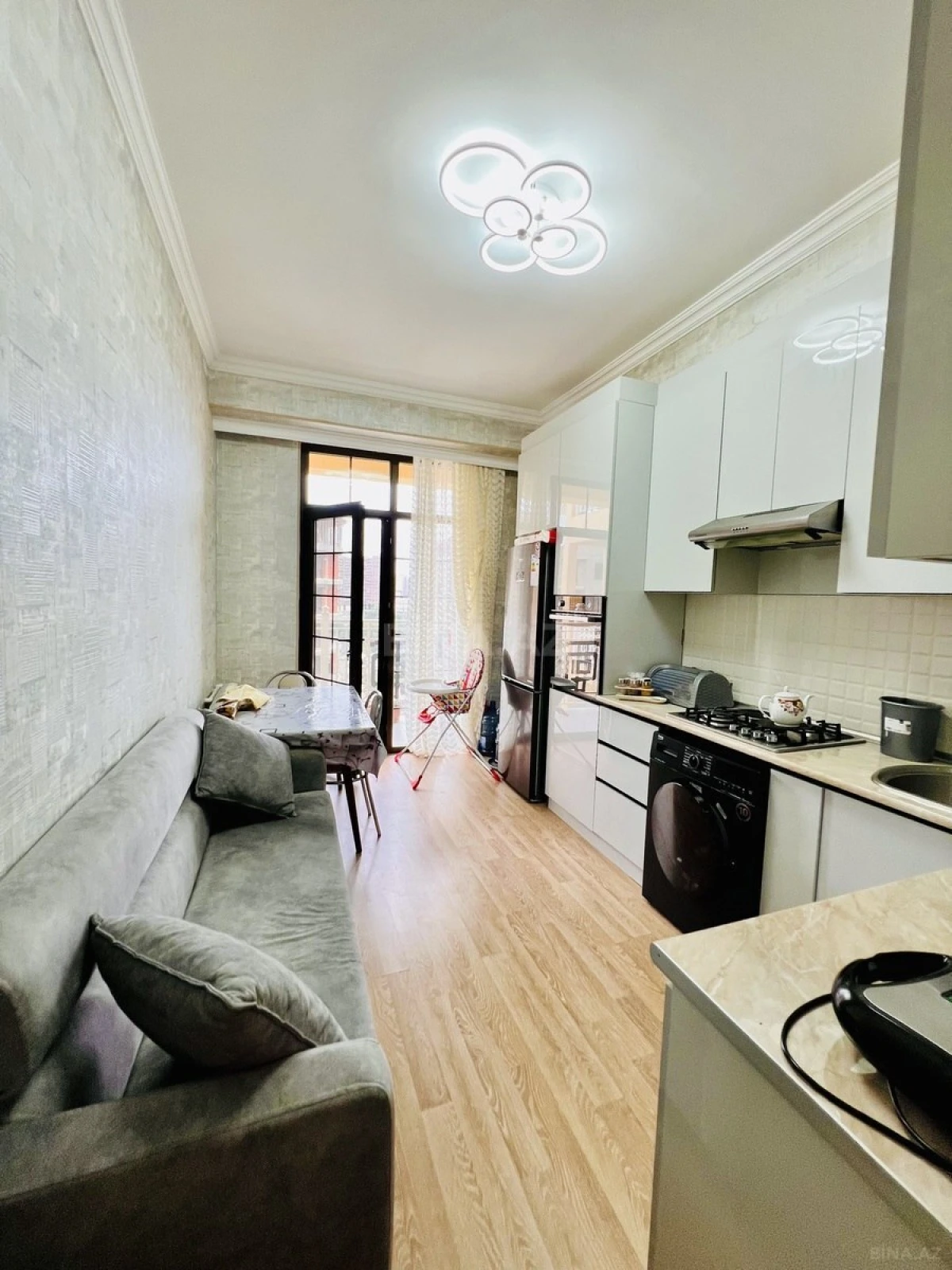 Satılır 3 otaqlı mənzil 100 m²