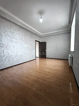 Satılır 2 otaqlı mənzil 72 m²
