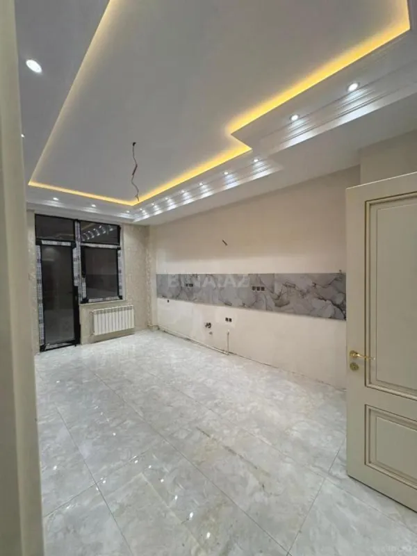 Satılır 2 otaqlı mənzil 72 m²