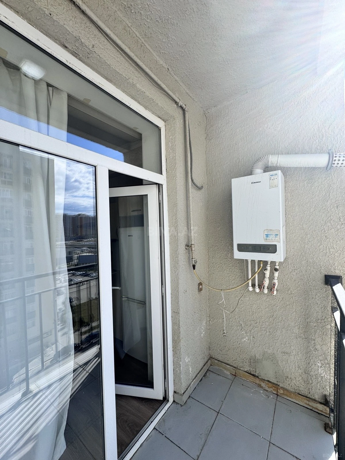 Kirayə verilir 2 otaqlı mənzil 63 m²