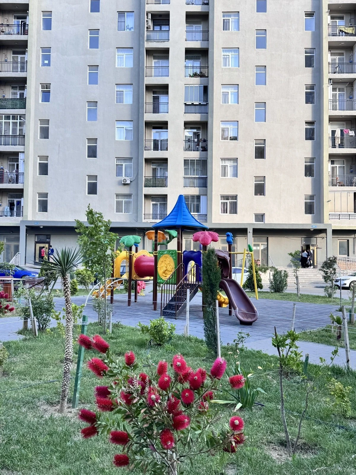 Kirayə verilir 2 otaqlı mənzil 63 m²