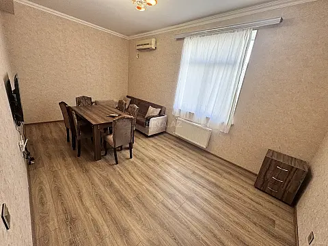 Kirayə verilir 2 otaqlı mənzil 63 m²