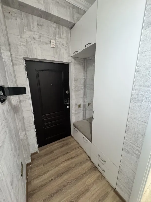 Kirayə verilir 2 otaqlı mənzil 63 m²