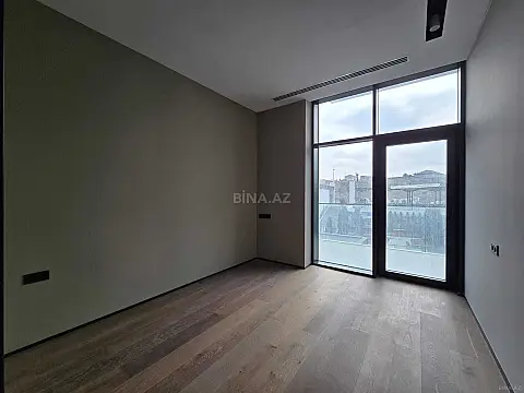 Satılır 2 otaqlı mənzil 78 m²