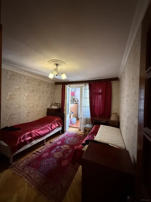 Satılır 3 otaqlı mənzil 80 m²