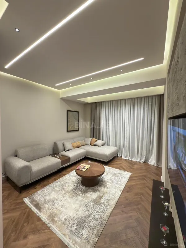 Kirayə verilir 3 otaqlı mənzil 100 m²