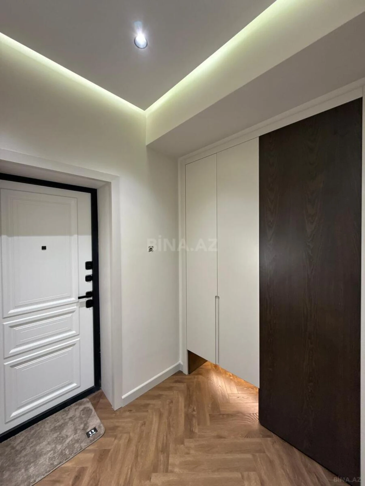 Kirayə verilir 3 otaqlı mənzil 100 m²