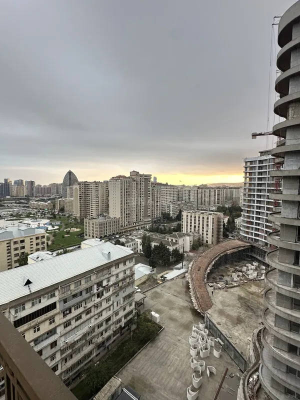 Satılır 2 otaqlı mənzil 60 m²