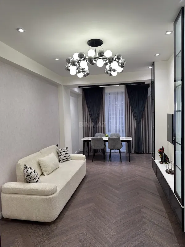 Satılır 2 otaqlı mənzil 60 m²