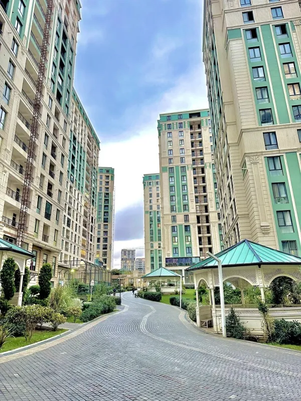 Satılır 2 otaqlı mənzil 60 m²