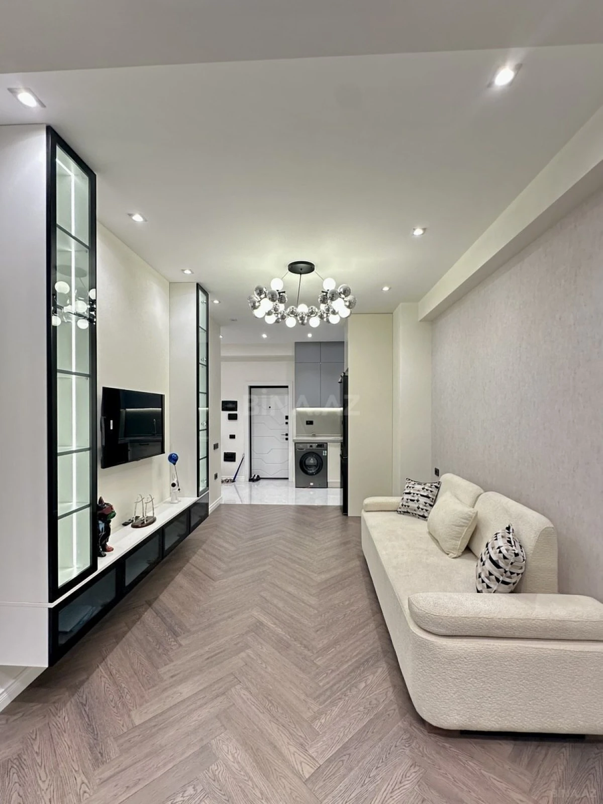 Satılır 2 otaqlı mənzil 60 m²