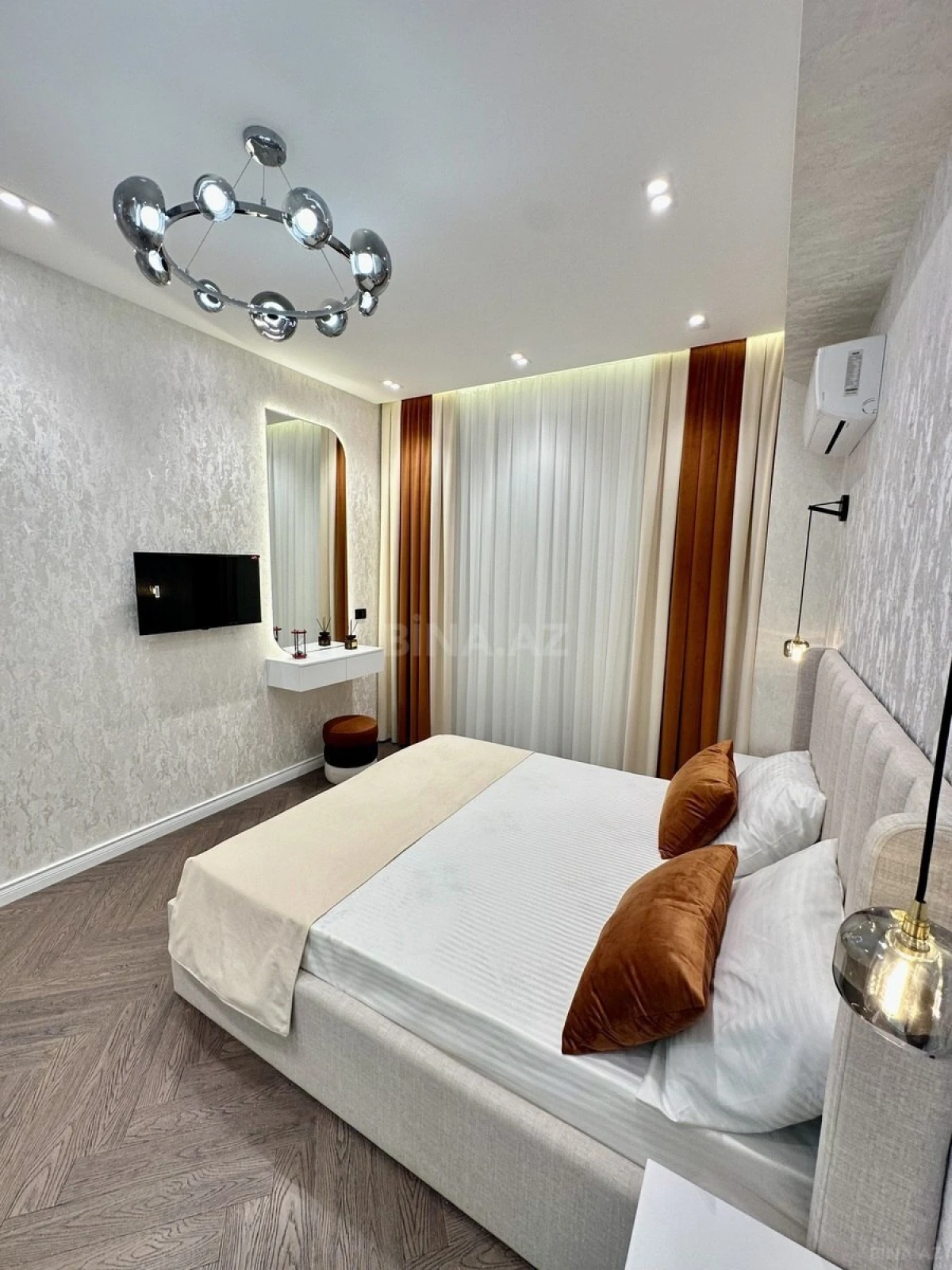 Satılır 2 otaqlı mənzil 60 m²