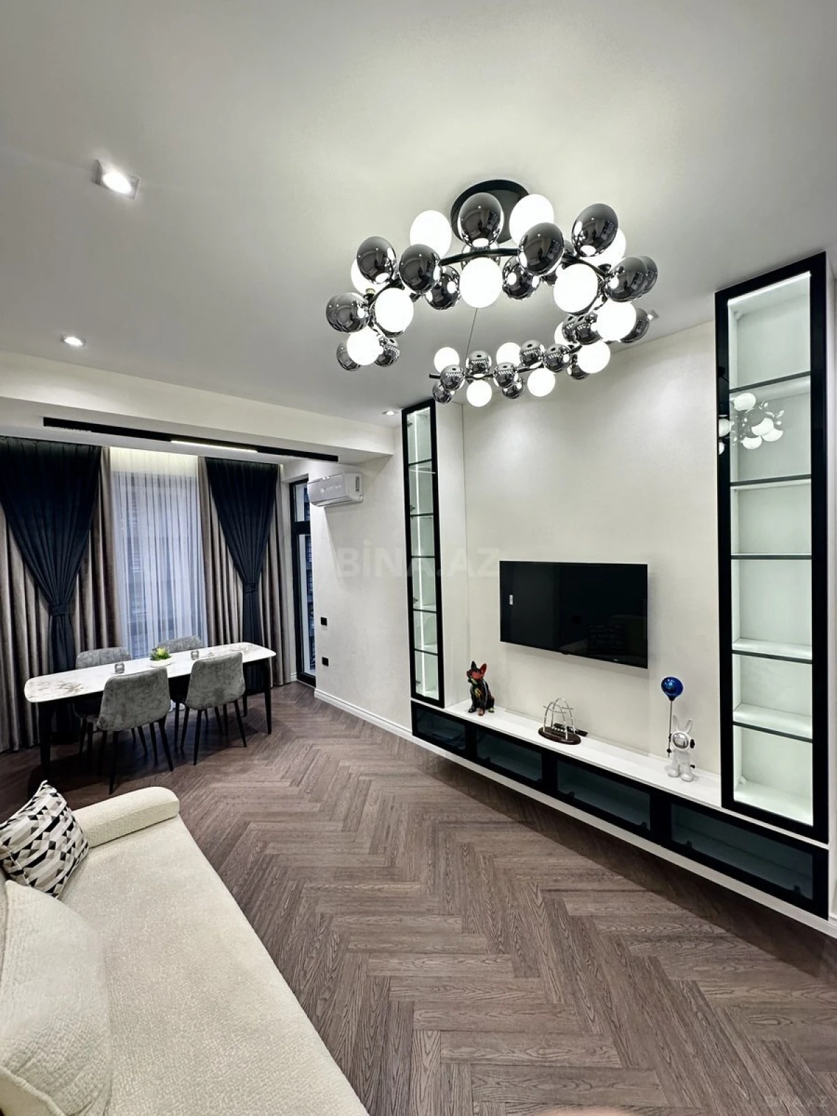 Satılır 2 otaqlı mənzil 60 m²