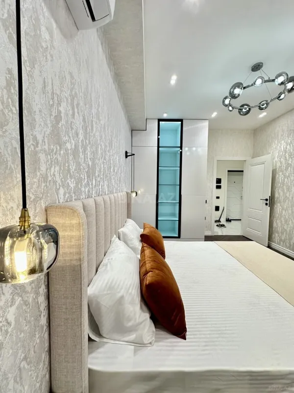 Satılır 2 otaqlı mənzil 60 m²