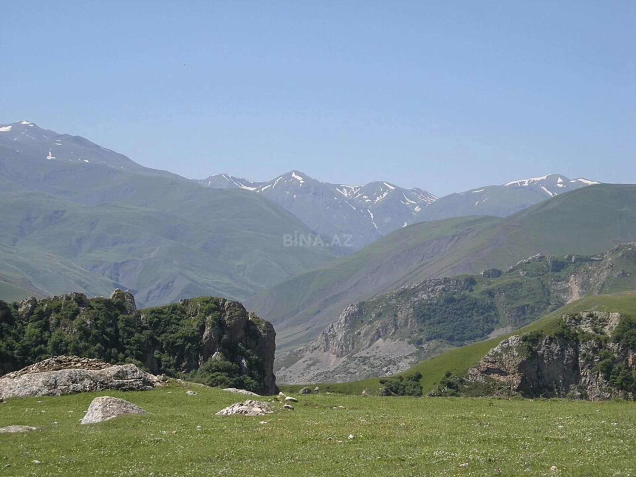 Satılır torpaq sahəsi 1700 m²