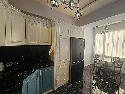Kirayə verilir 2 otaqlı mənzil 75 m²