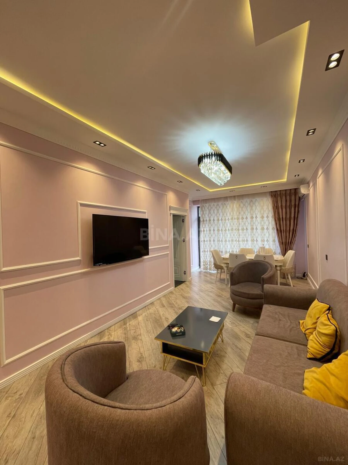 Kirayə verilir 2 otaqlı mənzil 75 m²