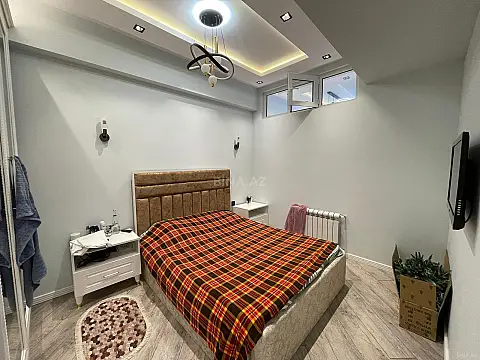 Kirayə verilir 2 otaqlı mənzil 75 m²