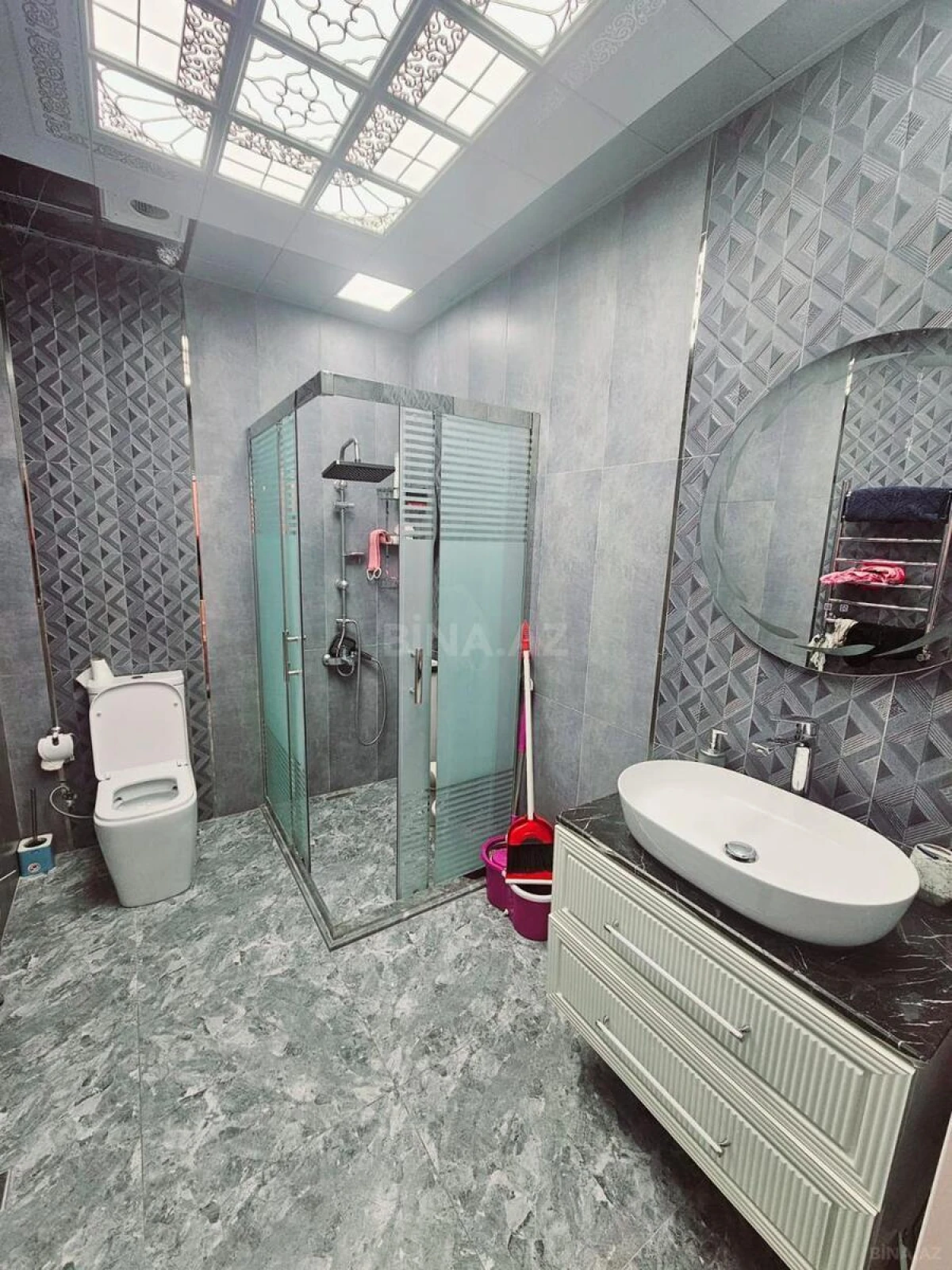 Kirayə verilir 2 otaqlı mənzil 75 m²