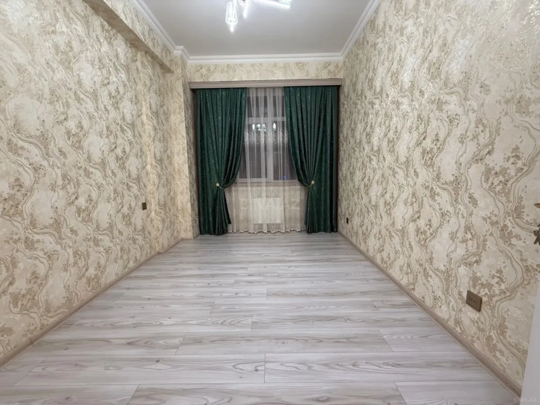 Satılır 3 otaqlı mənzil 92 m²