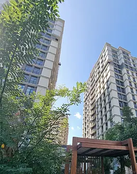 Satılır 2 otaqlı mənzil 65.7 m²