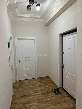 Kirayə verilir 2 otaqlı mənzil 71 m²