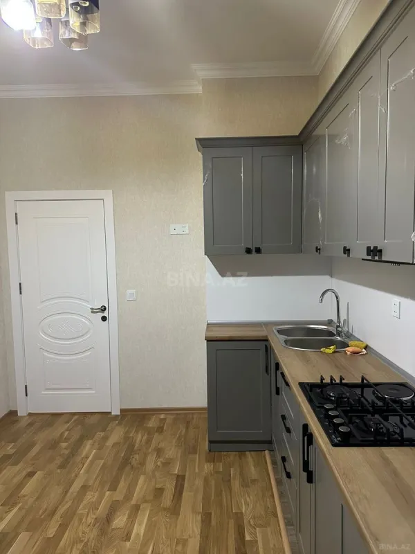 Kirayə verilir 2 otaqlı mənzil 71 m²