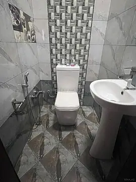 Satılır 3 otaqlı mənzil 125 m²