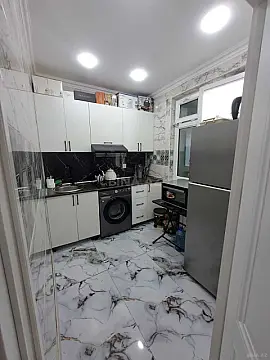 Satılır 2 otaqlı mənzil 58 m²