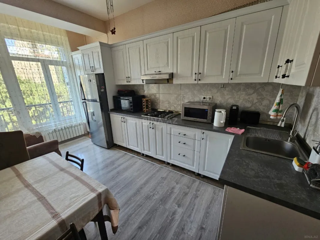 Satılır 3 otaqlı mənzil 91 m²