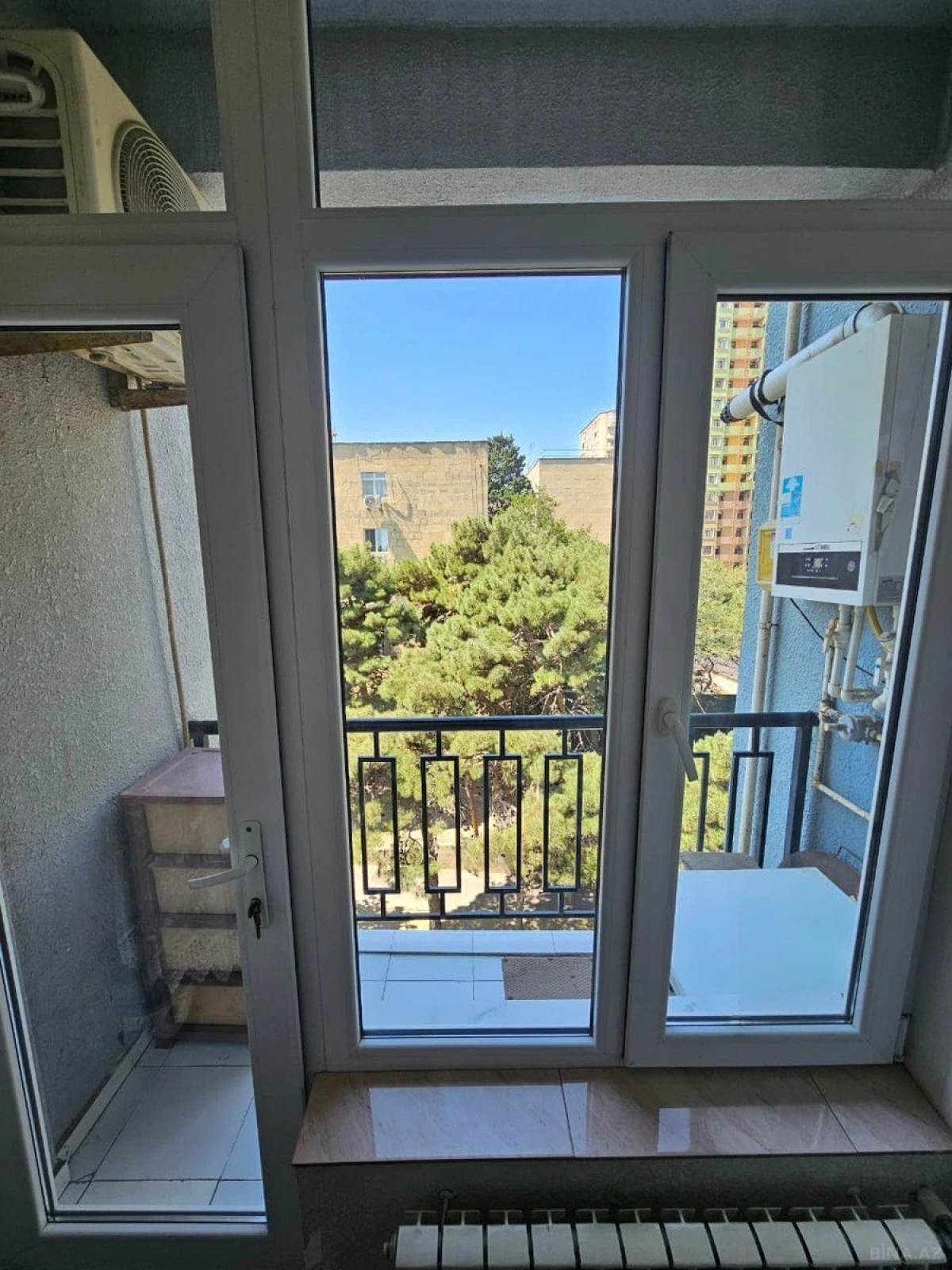 Satılır 3 otaqlı mənzil 91 m²