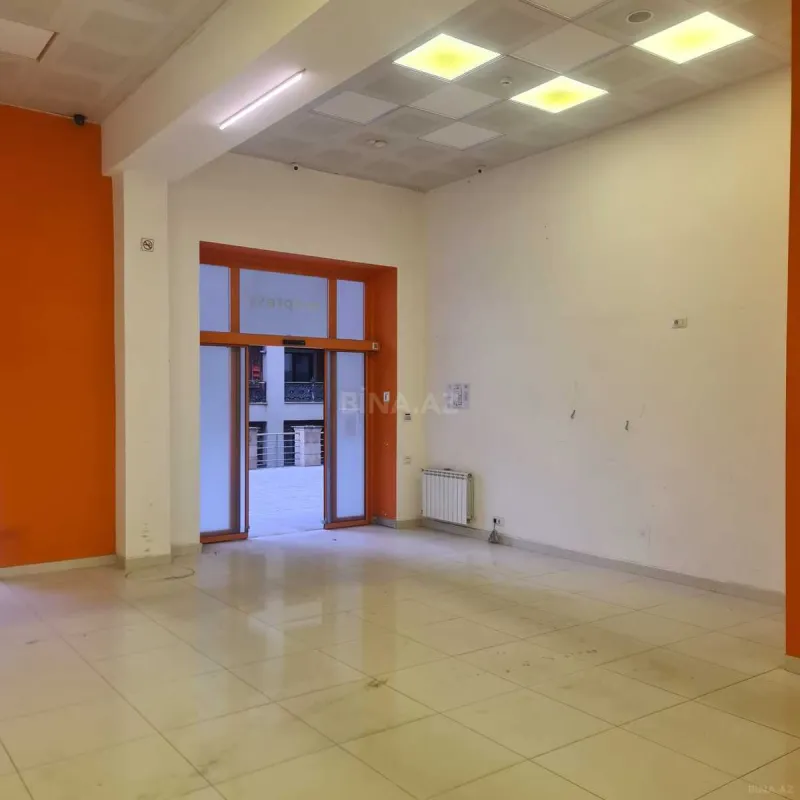 Satılır obyekt 125 m²