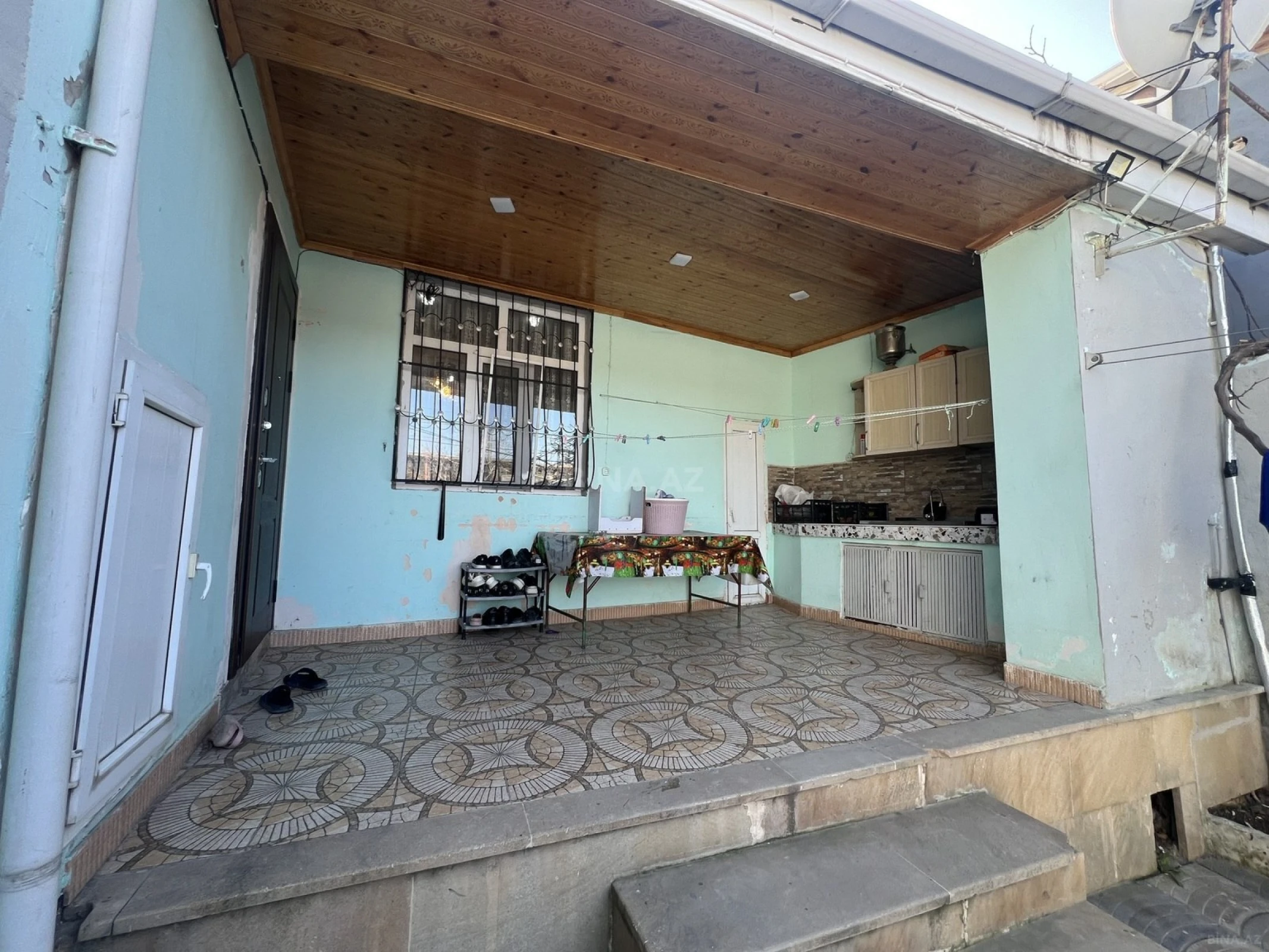 Satılır 4 otaqlı həyət evi 100 m²