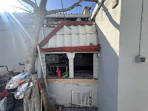 Satılır 4 otaqlı həyət evi 100 m²