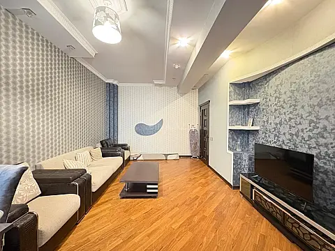 Kirayə verilir 2 otaqlı mənzil 85 m² — Bakı, Xətai 2 otaq 85.00 m²