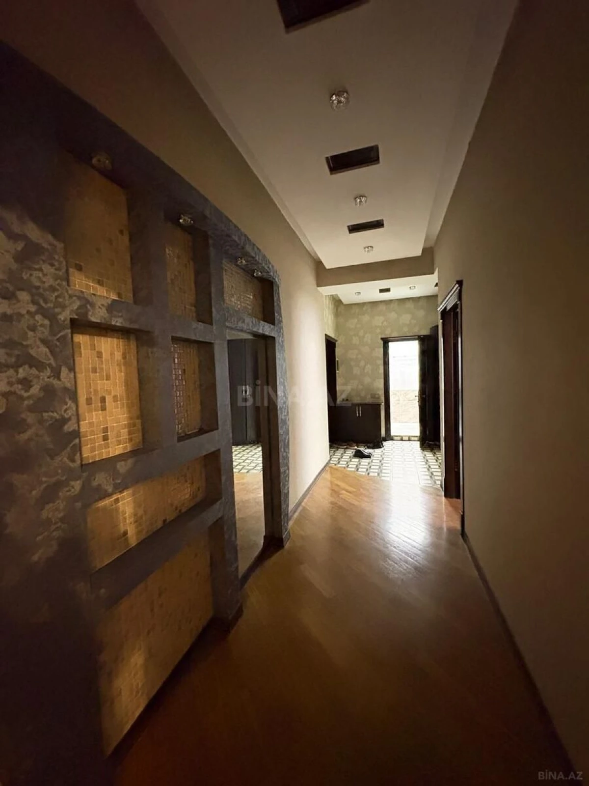 Kirayə verilir 2 otaqlı mənzil 85 m²