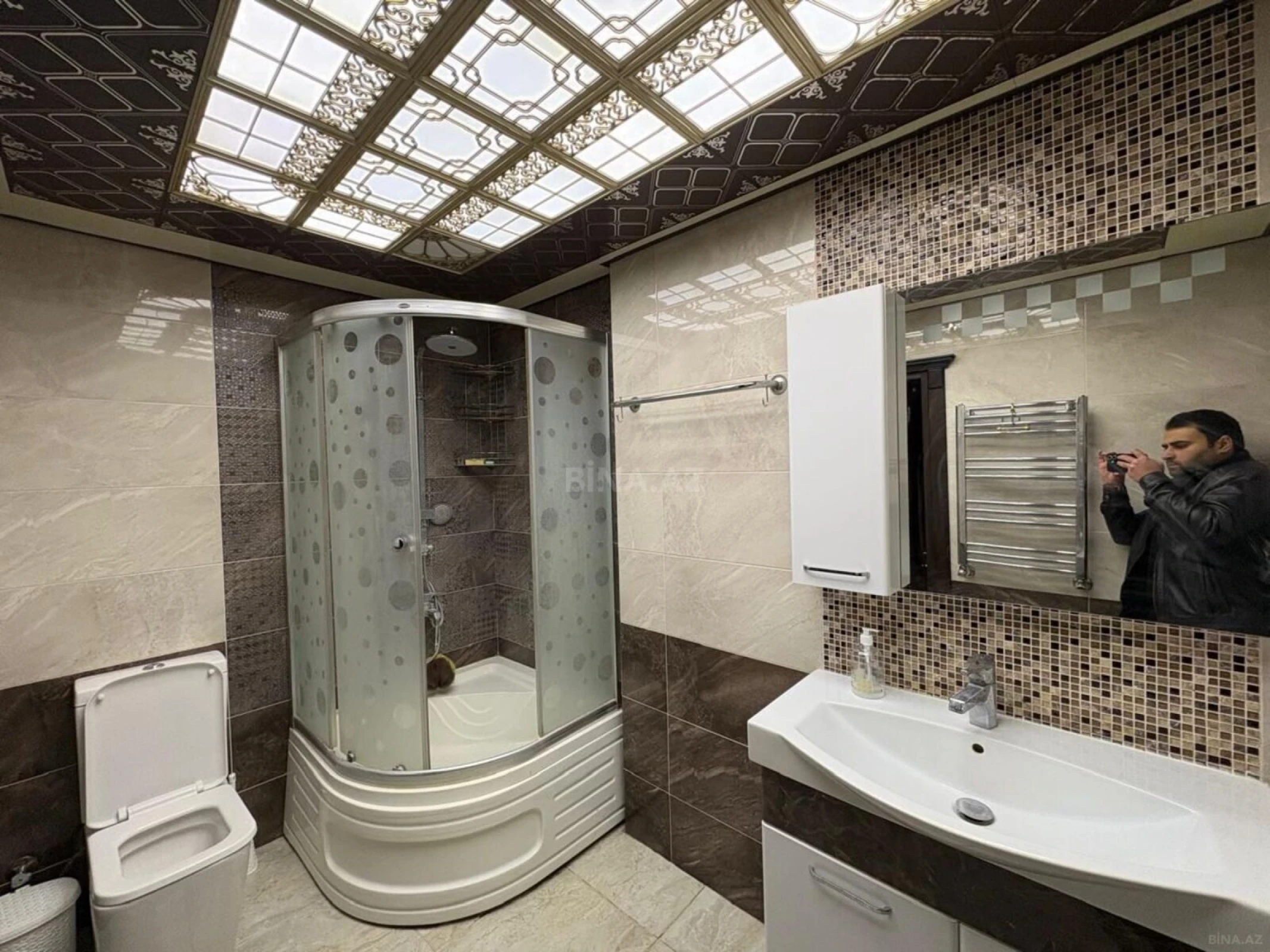 Kirayə verilir 2 otaqlı mənzil 85 m²