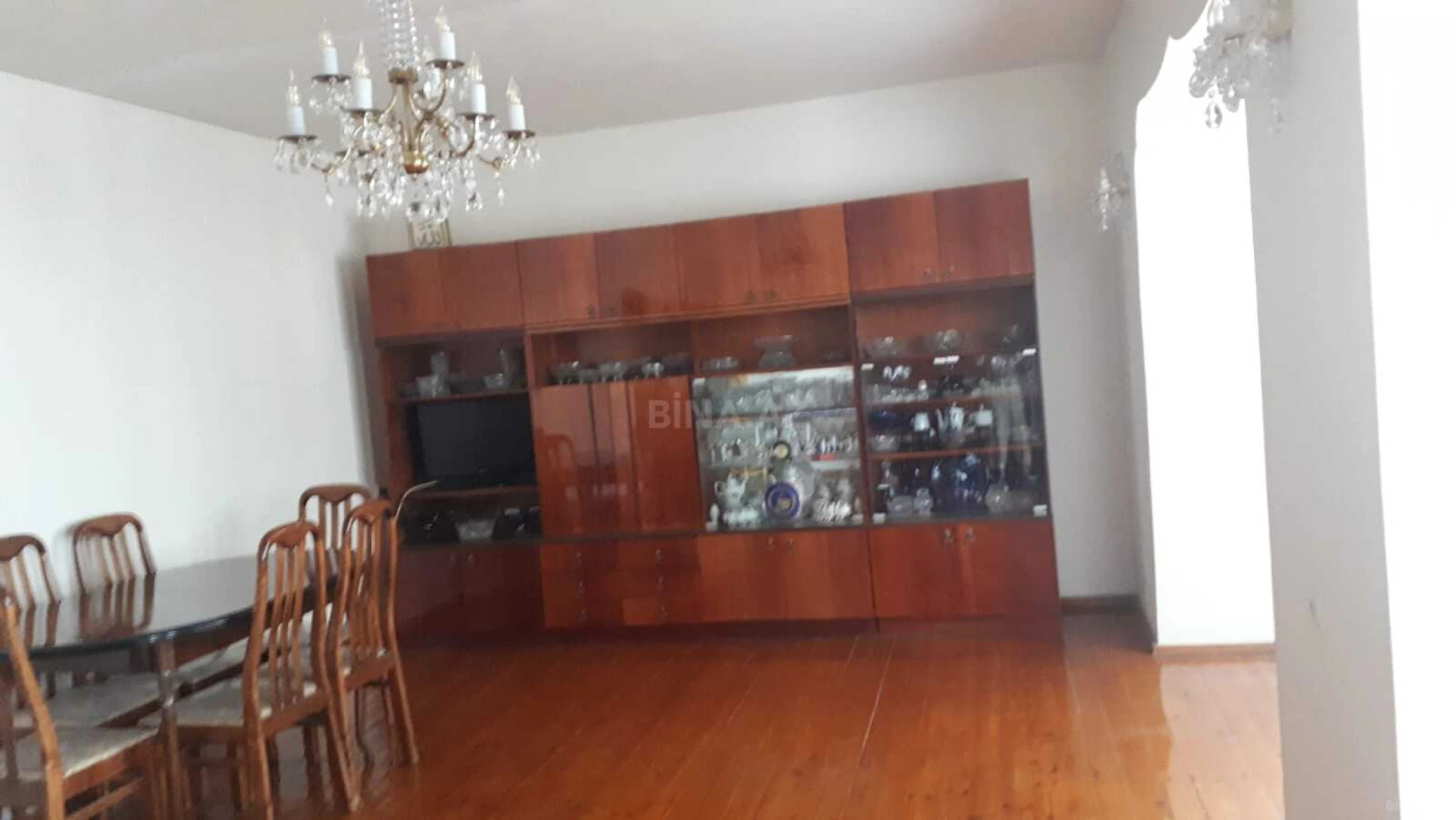 Satılır 4 otaqlı mənzil 99.9 m²