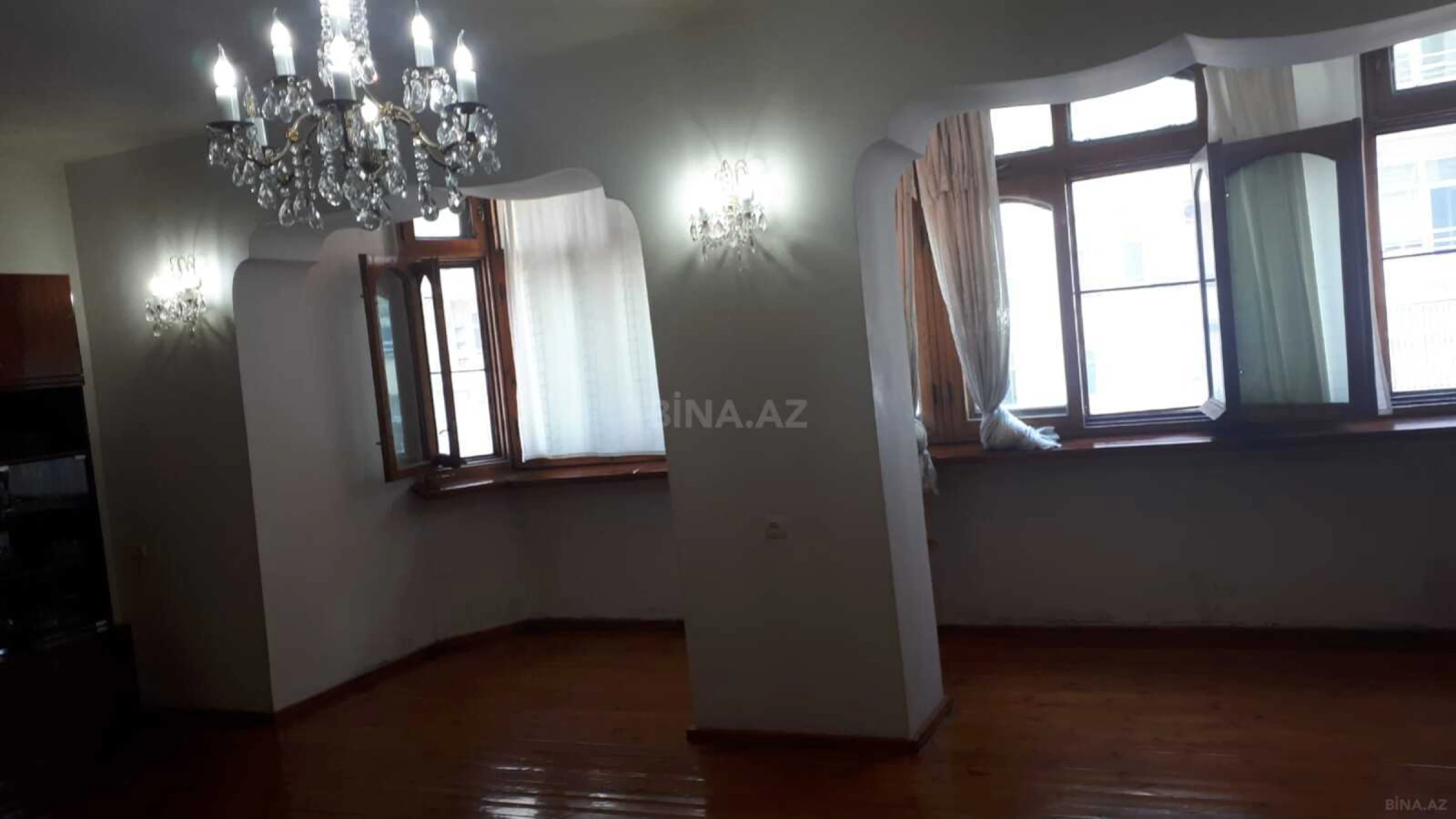 Satılır 4 otaqlı mənzil 99.9 m²