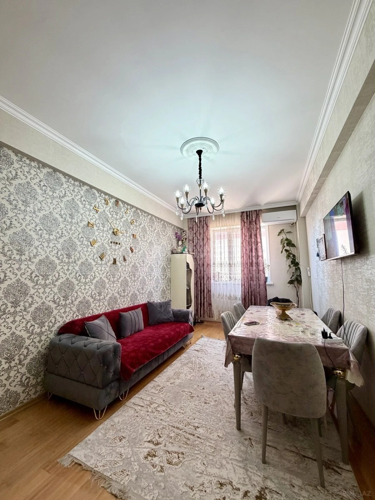 Satılır 2 otaqlı mənzil 66 m²